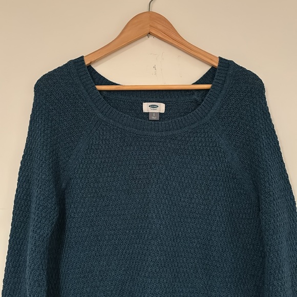 Old Navy Teal Blue Lightweight Sweater - Picture 2 of 12
